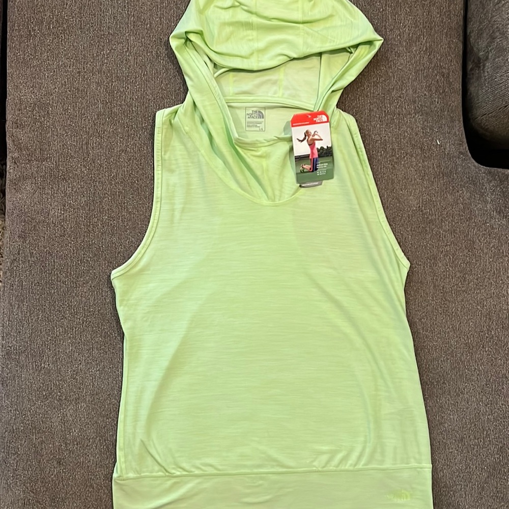 The North Face Womens Racerback Tank with Hood Size LG NEW WITH TAGS